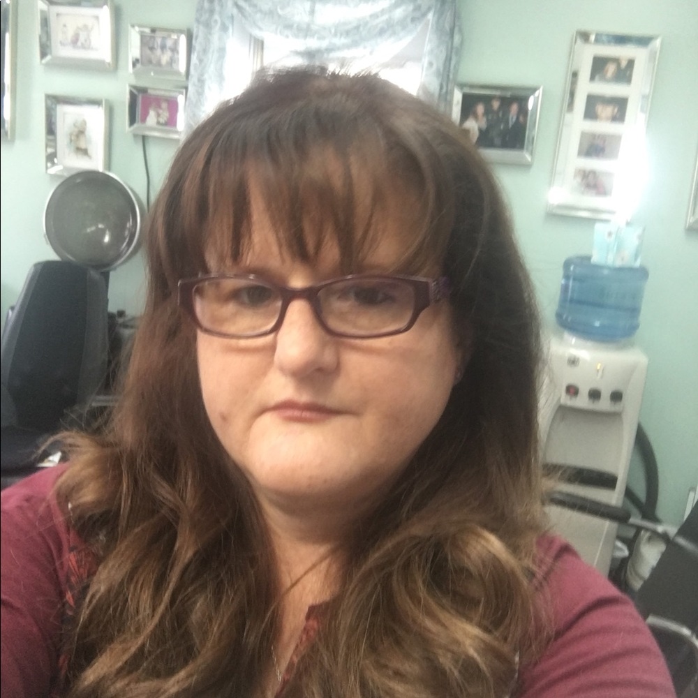 Meet your Posher, Linda